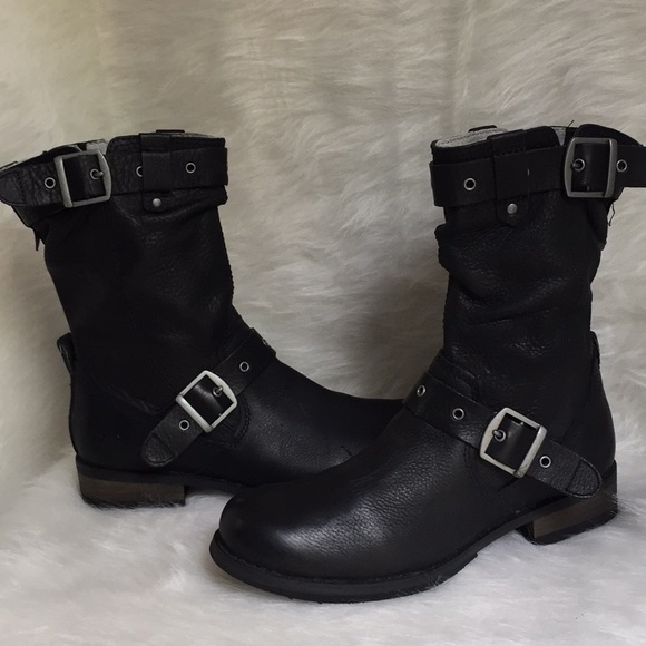 caterpillar engineer boots